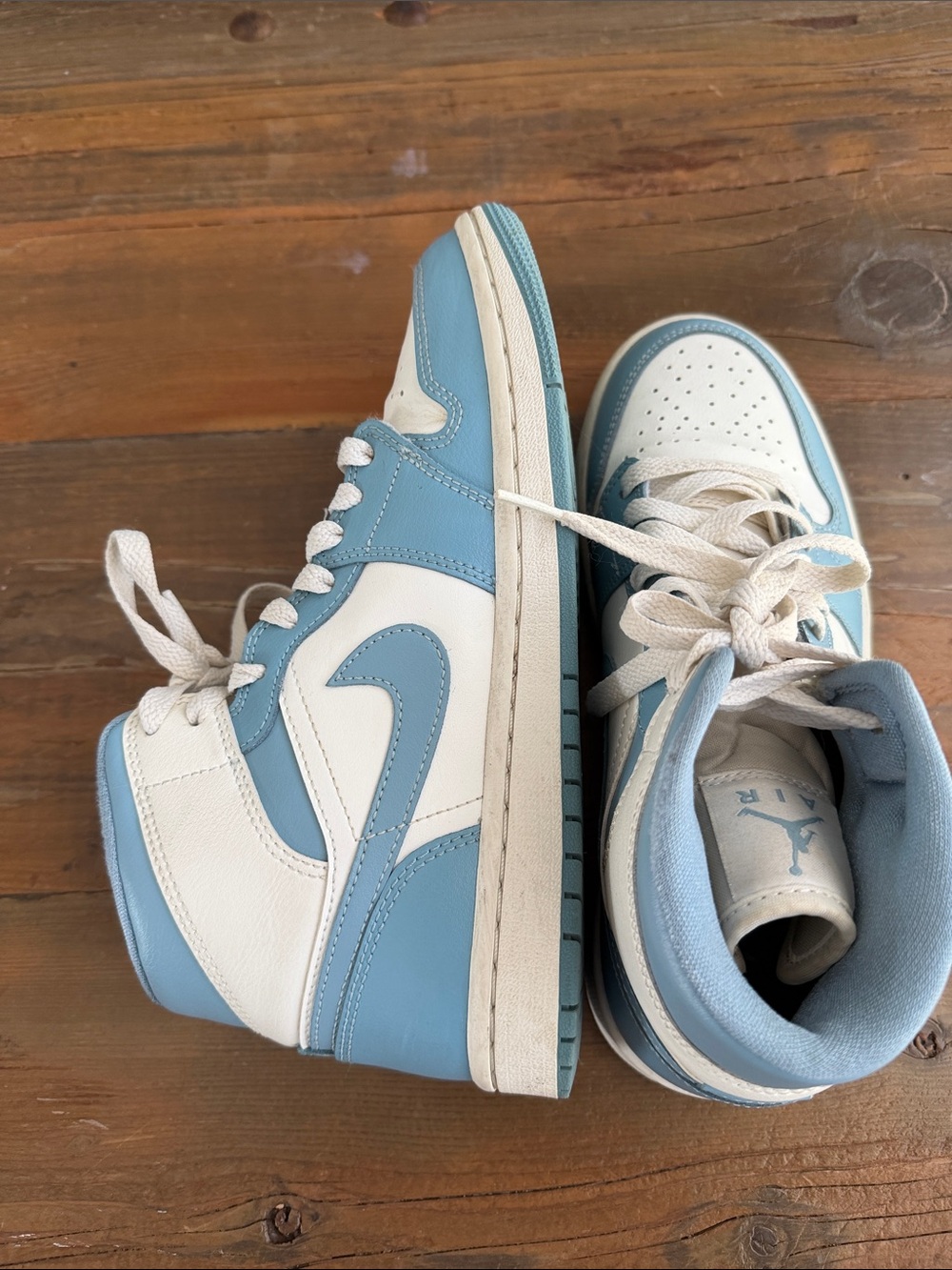 Authentic Jordans - Picture 6 of 8